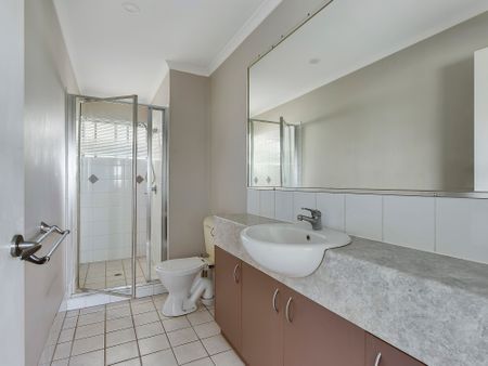 30/66 University Drive, Meadowbrook QLD 4131 - Apartment For Rent | Domain - Photo 2