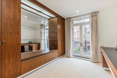 3 bedroom flat to rent - Photo 4