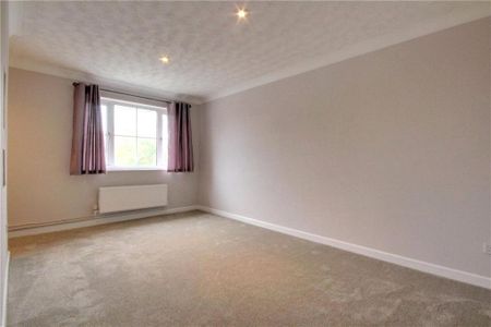 2 bedroom maisonette to rent - Photo 3