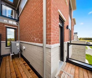 For Lease - 61 Vinewood Crescent, Barrie, Ontario - Photo 4