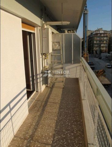 Εξαιρετική γκαρσονιέρα με θέα δίπλα στο μετρό - Photo 4