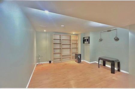 For Lease - 3225 Coldstream Road, Mississauga, Ontario - Photo 4