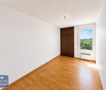 Location Appartement 4 pièces 73m² FOS SUR MER 13270 - Photo 4