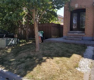 For Lease - 2 Goldberry Court Unit# 35, Brampton, Ontario - Photo 1