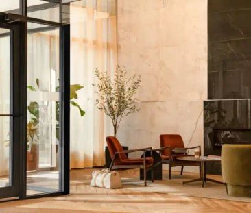 161 LAURIER | 161 Laurier Avenue West, Ottawa - Photo 1