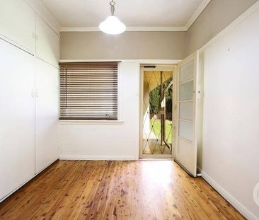 CONVENIENT NORTH ALBURY LOCATION - Photo 3