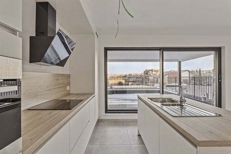 TE HUUR: nieuwbouw appartement met 3 slaapkamers te Wellen! - Photo 2