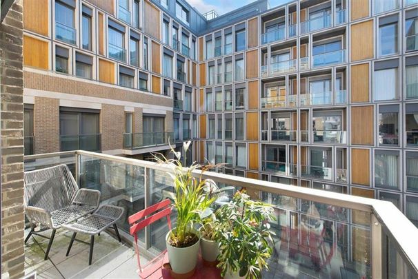 Strand, Fitzrovia & Covent Garden, WC2R - Photo 1