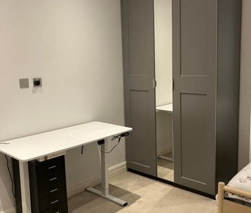 2 Bed Flat, Kew Bridge Road, TW8 - Photo 4