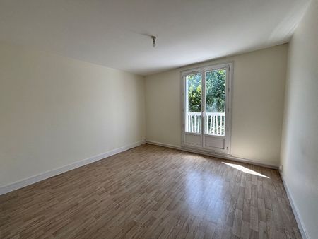 Location Appartement 4 pièces 68m² RENNES 35000 - Photo 4