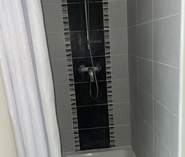 Location Appartement 1 pièce 29m² ORLEANS 45000 - Photo 2