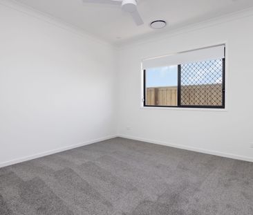 Family Home - Ducted Air Conditioning & Rumpus Room - Rent increase... - Photo 6