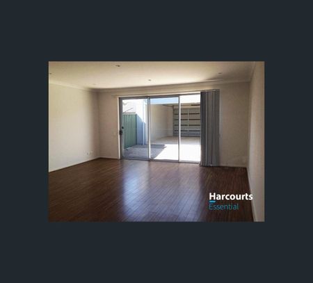 18 Chestnut Drive, Parafield Gardens, SA 5107 - Photo 3