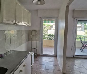 Appartement à louer 2 pièces • 42 m 2 Saint-Raphaël - Photo 4