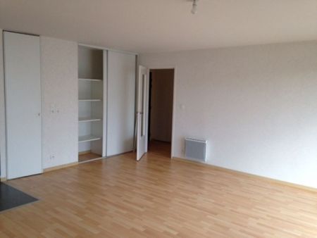 Location Appartement 3 pièces 62m² VANNES 56000 - Photo 2