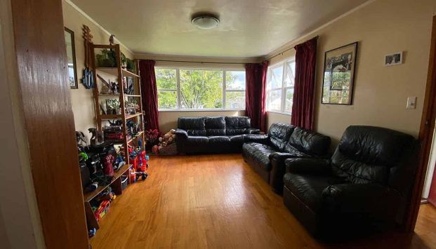 3 Bedroom 1 Bathroom House - Photo 1