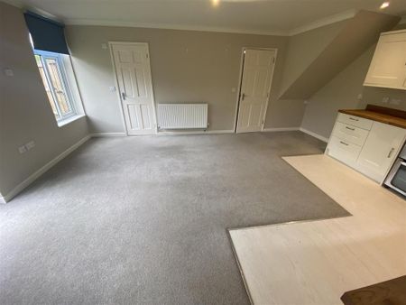 1 bedroom terraced house to rent - Photo 4