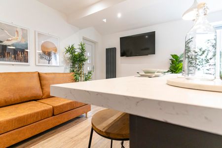 Battery Hill #10 - Photo 2