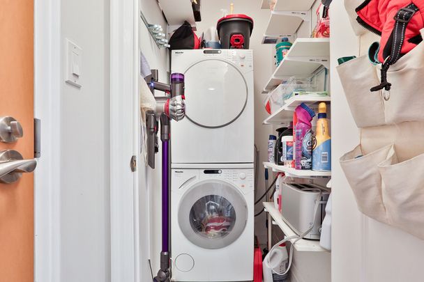 For Lease - 1 Bedford Road Unit# 204, Toronto, Ontario - Photo 1