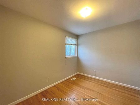 For Lease - 17 Valleycrest Avenue, Markham, Ontario - Photo 5