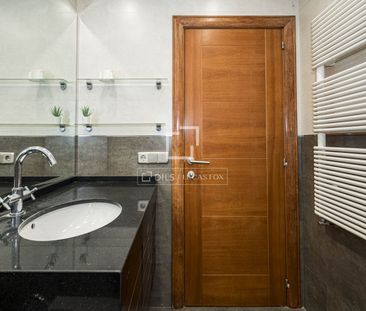 Excellent 4 Bedroom house / villa for rent in La Floresta, Barcelona - Photo 1