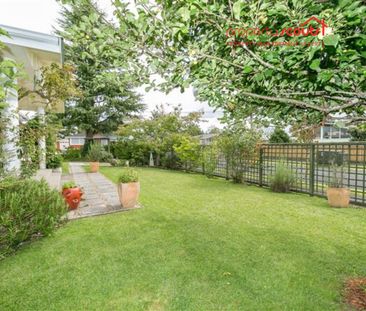 Lovely family home - Photo 5