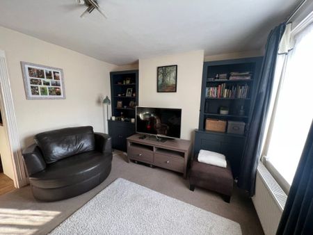 2 Bedroom House - Palmerston Street, Romsey - Photo 4