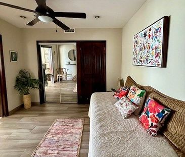 Spacious 3 Bedroom on 14th Floor - Photo 4