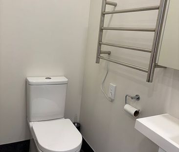 Spacious modern studio - Photo 4