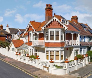 Arundel Street - Photo 2