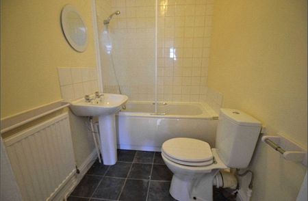 28 Crescent Park, Heaton Norris, Stockport, Manchester, SK4 2HT - Photo 5