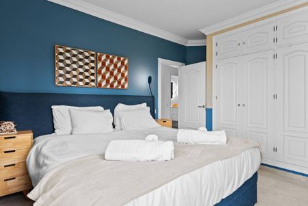 5 bedroom luxury Villa for rent in Marbella, Spain - Photo 2