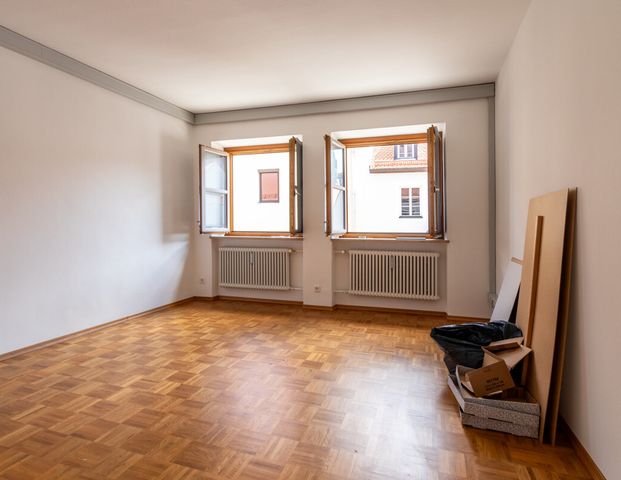 Weitläufige Altbauwohnung im Ingolstädter Zentrum - Photo 1