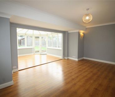 3 bedroom semi-detached house to rent - Photo 5