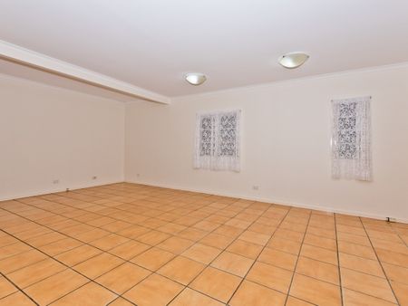 20 Julia Street, Wavell Heights QLD 4012 - House For Rent | Domain - Photo 2