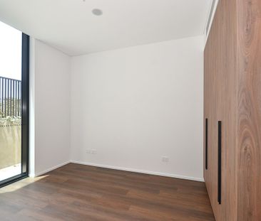 1 Bedroom Plus Study Room Apartment in Iconic Mason - Photo 1