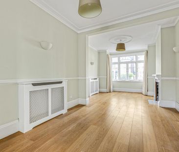 4 bedroom terraced house to rent - Photo 2