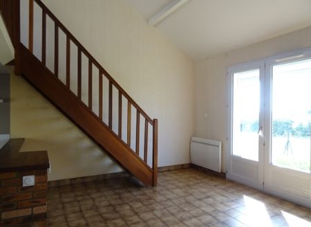 Appartement T1 bis en duplex à JOUX LA VILLE - Photo 2