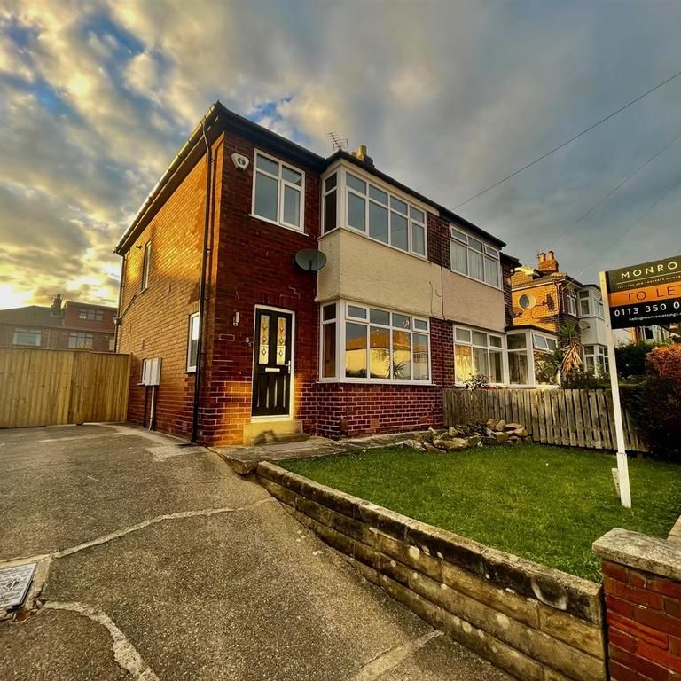 3 bedroom semi-detached house to rent - Photo 1