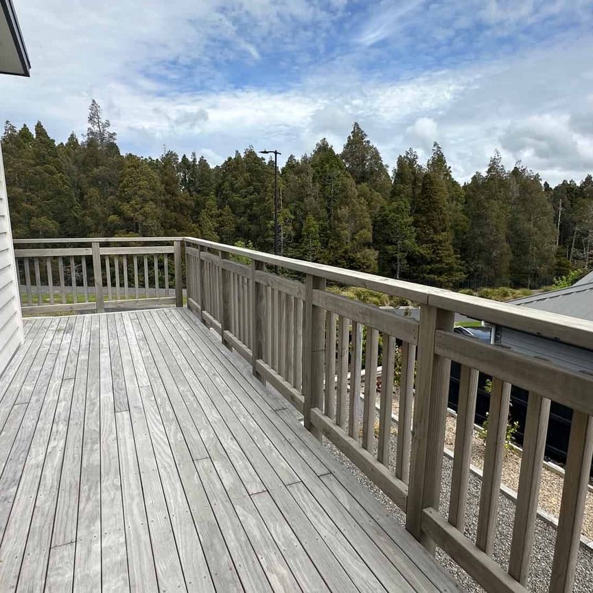 Near-New, Sun-Filled 2-Bedroom Home in Milldale - Perfect for Easy Living! - Photo 1