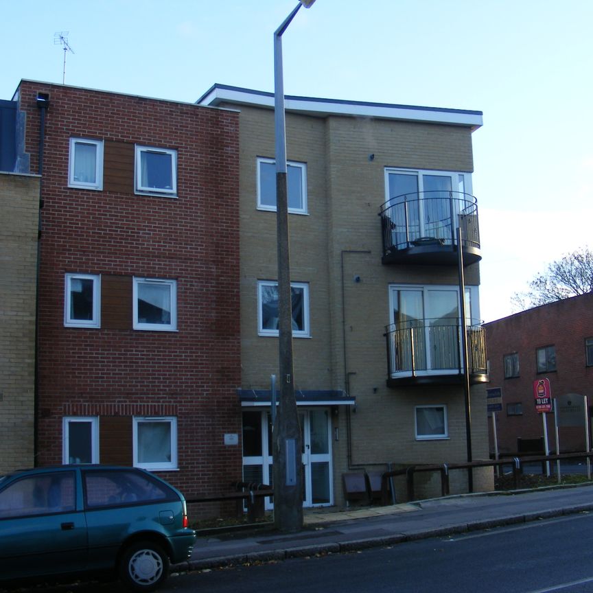 Portswood Road, Portswood, SO17, Southampton - Photo 1