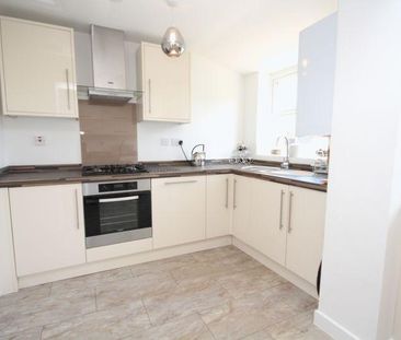 2 bedroom terraced house to rent - Photo 6