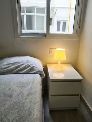 Carrer de Peris Mencheta, Valencia, Valencian Community 46020 - Photo 4