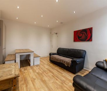 5 bedroom maisonette to rent - Photo 3