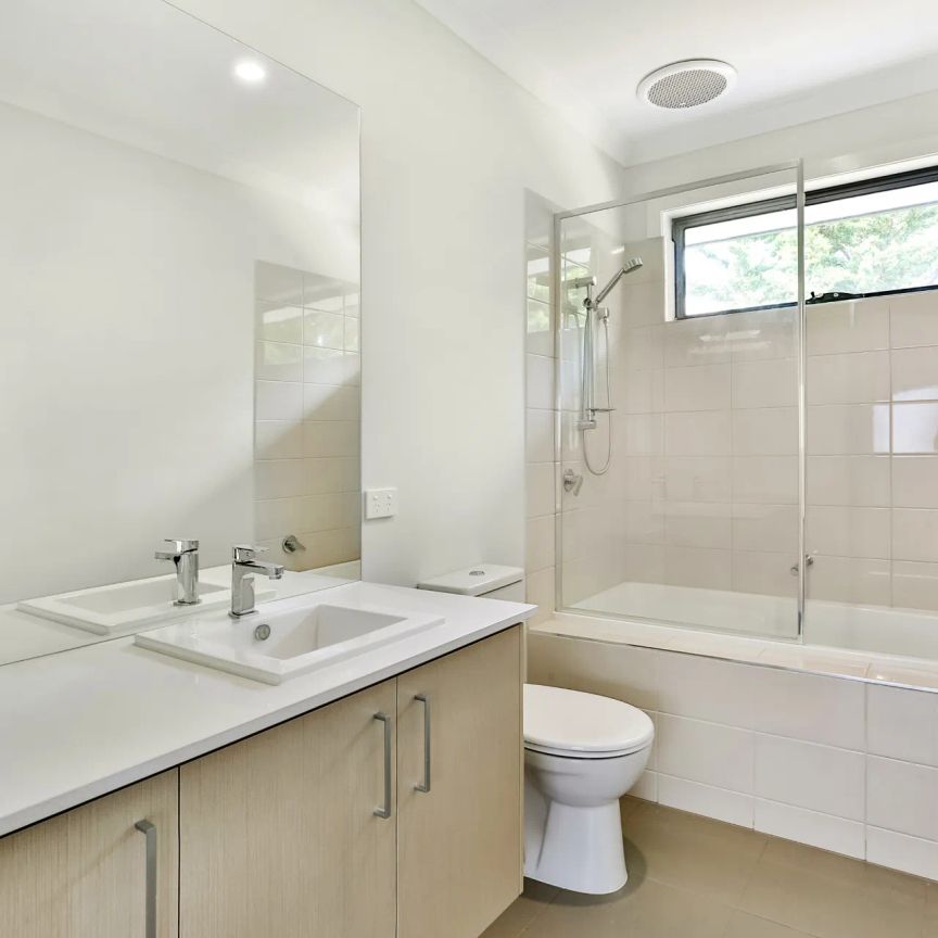 Modern Living Coastal Vibes... - Photo 1