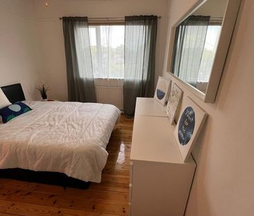 Room in a Shared House, Buckhold Road, SW18 - Photo 5