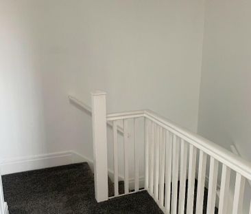 3 bedroom flat to rent - Photo 6