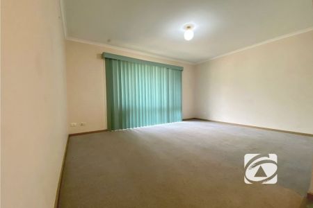 HOME IN OATLANDS ESTATE - Photo 4