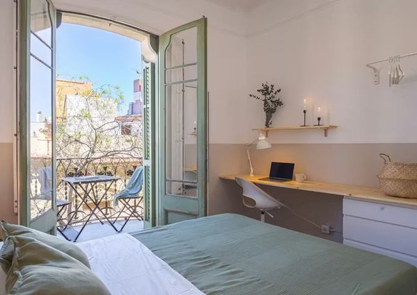 Carrer de Pons i Gallarza, Barcelona, Catalonia 08030