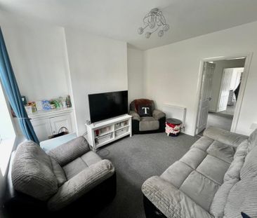 2 Bedroom Terraced To Let - Photo 1